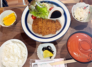 とんかつ定食